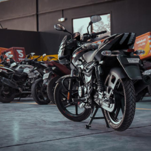 New Bajaj Pulsar 150 price in Qatar